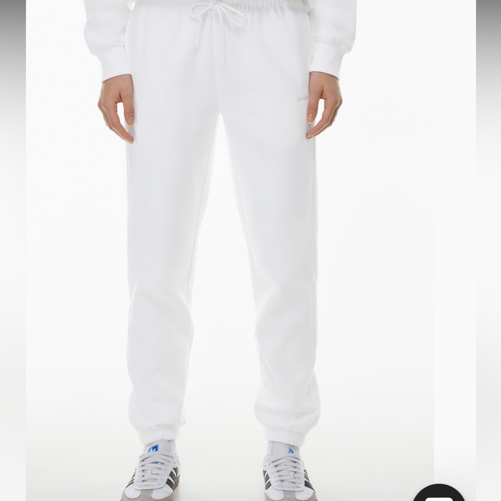 TNA boyfriend Fit Joggers